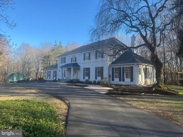 196 AQUEDUCT ROAD, WASHINGTON CROSSING, PA 18977