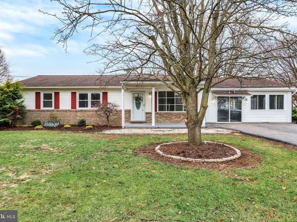 1370 3RD AVENUE, CHAMBERSBURG, PA 17201