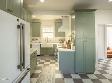 402 W Robinson Street, Carson City, NV 89703 Photo