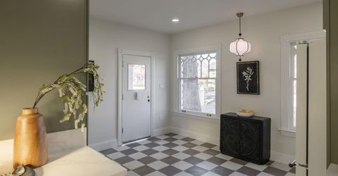 402 W Robinson Street, Carson City, NV 89703 Photo