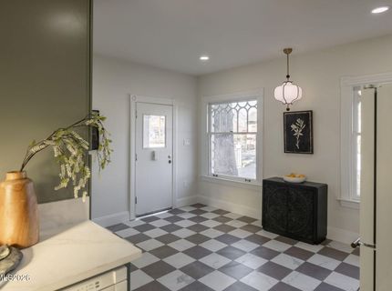 402 W Robinson Street, Carson City, NV 89703 Photo