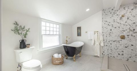 402 W Robinson Street, Carson City, NV 89703 Photo