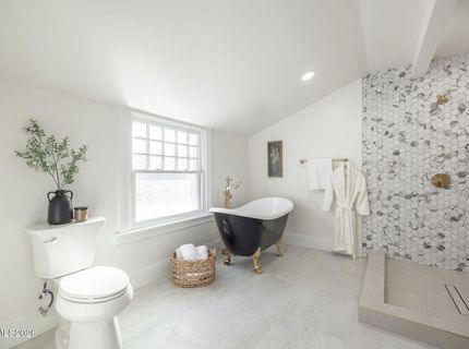 402 W Robinson Street, Carson City, NV 89703 Photo