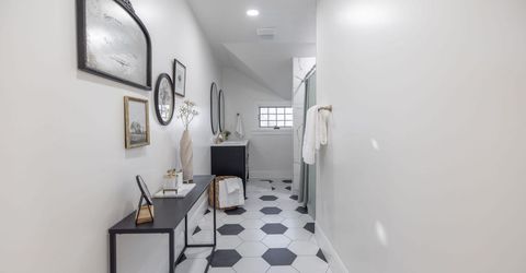 402 W Robinson Street, Carson City, NV 89703 Photo
