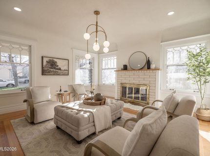 402 W Robinson Street, Carson City, NV 89703 Photo