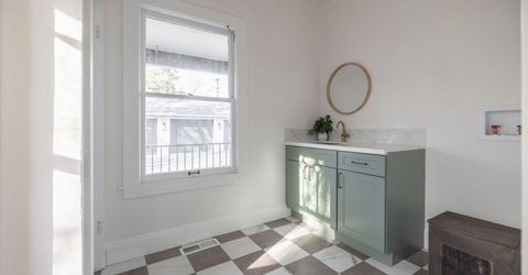 402 W Robinson Street, Carson City, NV 89703 Photo