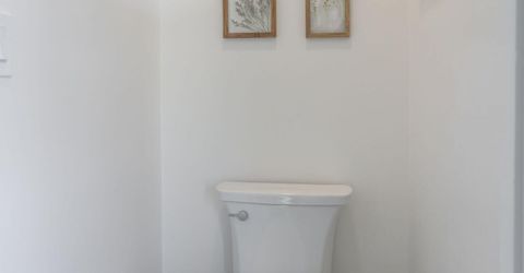 402 W Robinson Street, Carson City, NV 89703 Photo