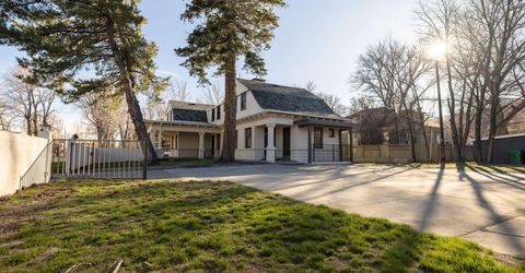 402 W Robinson Street, Carson City, NV 89703 Photo