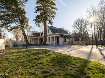 402 W Robinson Street, Carson City, NV 89703 Photo