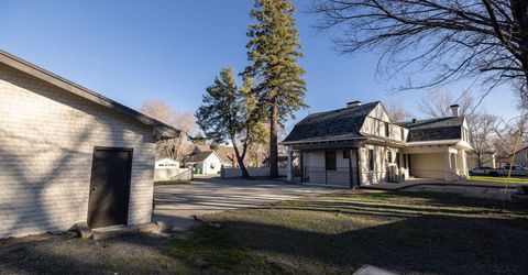 402 W Robinson Street, Carson City, NV 89703 Photo