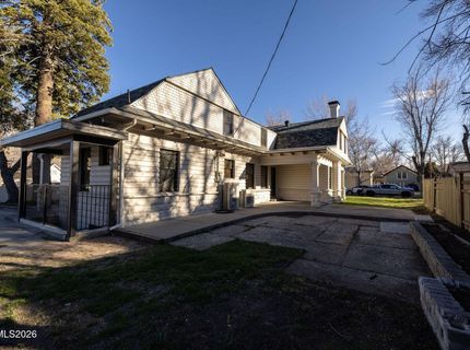 402 W Robinson Street, Carson City, NV 89703 Photo