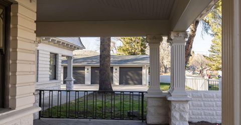 402 W Robinson Street, Carson City, NV 89703 Photo