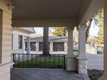 402 W Robinson Street, Carson City, NV 89703 Photo
