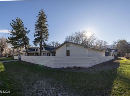 402 W Robinson Street, Carson City, NV 89703 Photo