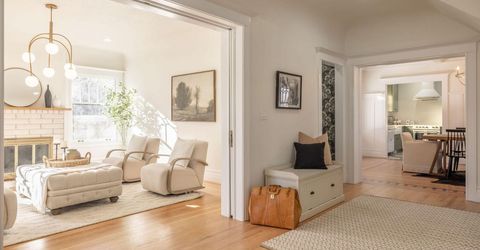 402 W Robinson Street, Carson City, NV 89703 Photo