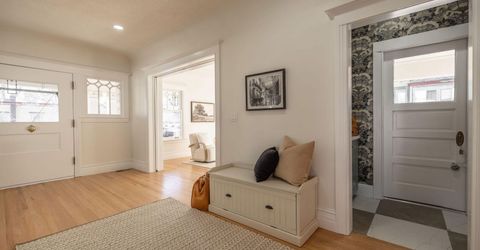 402 W Robinson Street, Carson City, NV 89703 Photo
