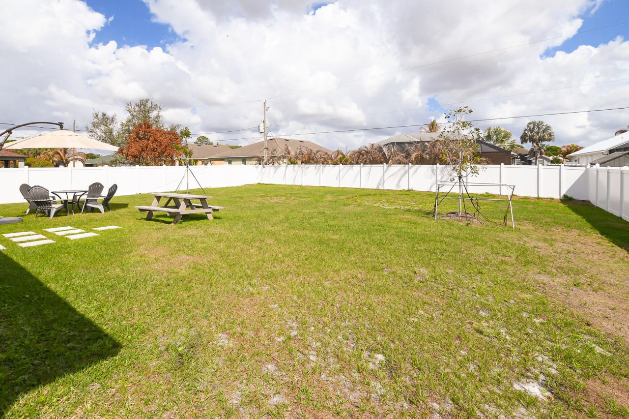 931 SW Sultan Drive, Port Saint Lucie, FL 34953 Photo