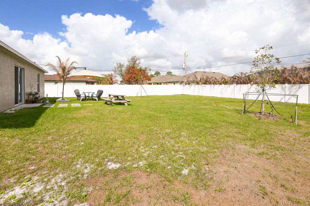 931 SW Sultan Drive, Port Saint Lucie, FL 34953 Photo