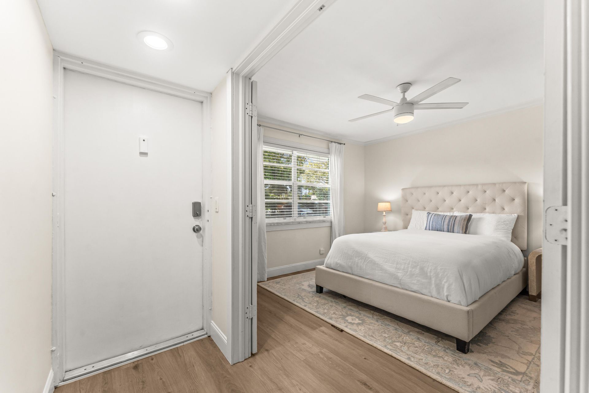 801 NE 18th Court, Unit Apt 111, Fort Lauderdale, FL 33305 Photo