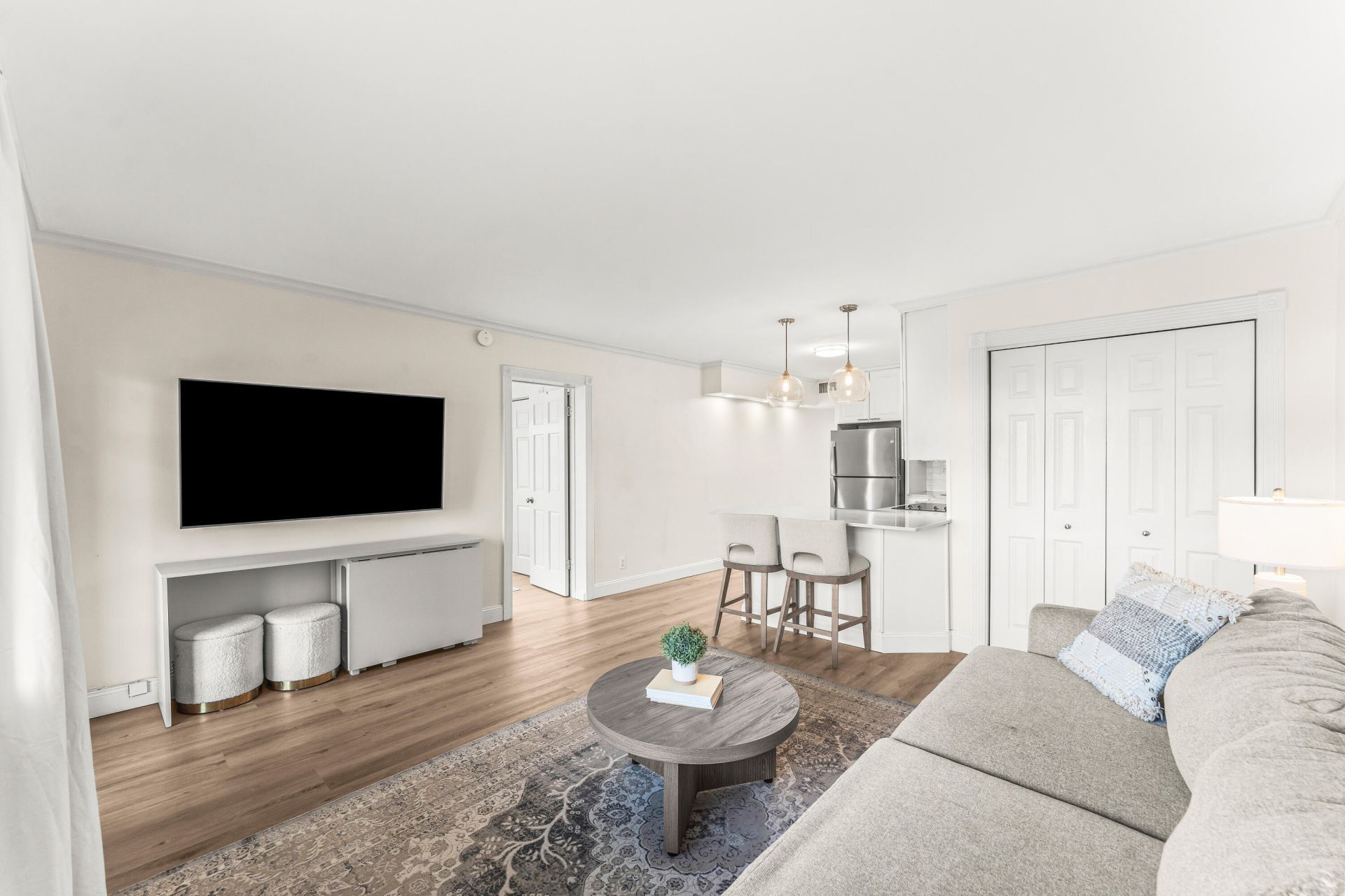 801 NE 18th Court, Unit Apt 111, Fort Lauderdale, FL 33305 Photo