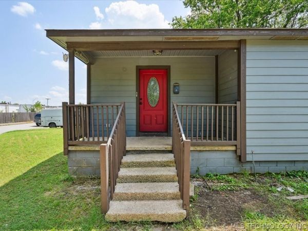 2420 N Oxford Avenue , Tulsa, OK 74115