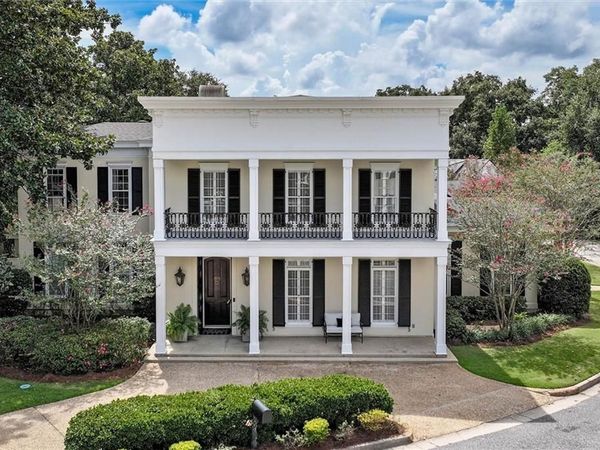 4 Savannah Court, Mobile, AL 36608
