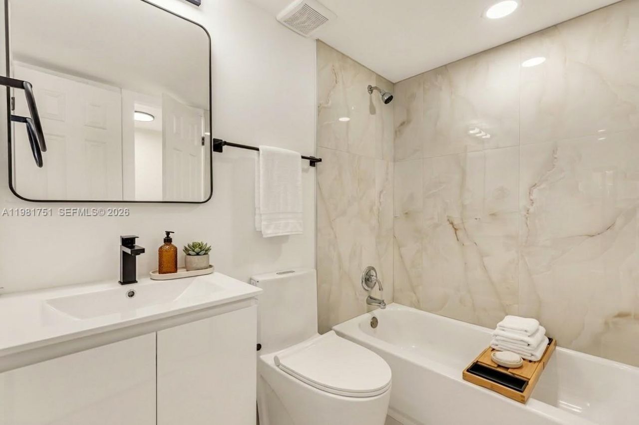 9332 SW 132nd St, Miami, FL 33176 Photo