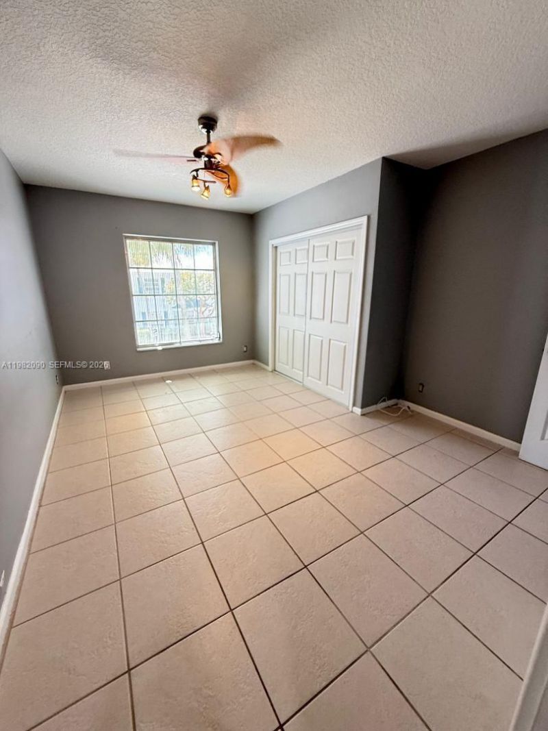 2261 NE 67th St, Unit 1823, Fort Lauderdale, FL 33308 Photo