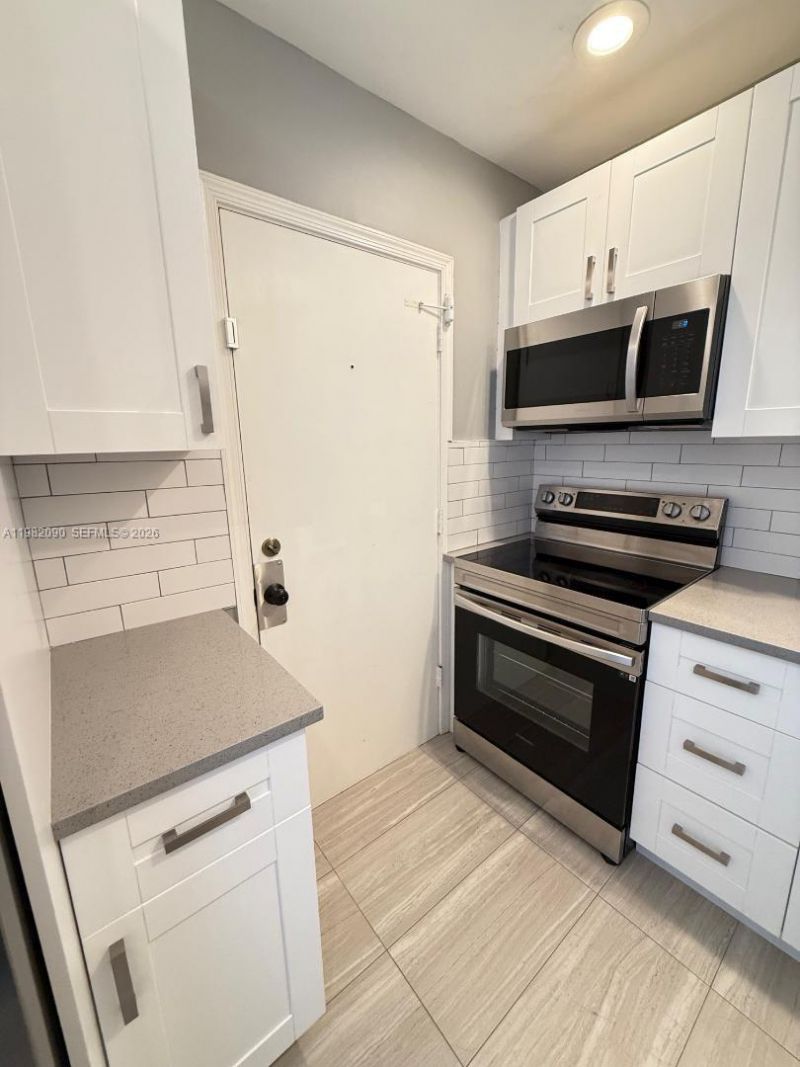 2261 NE 67th St, Unit 1823, Fort Lauderdale, FL 33308 Photo