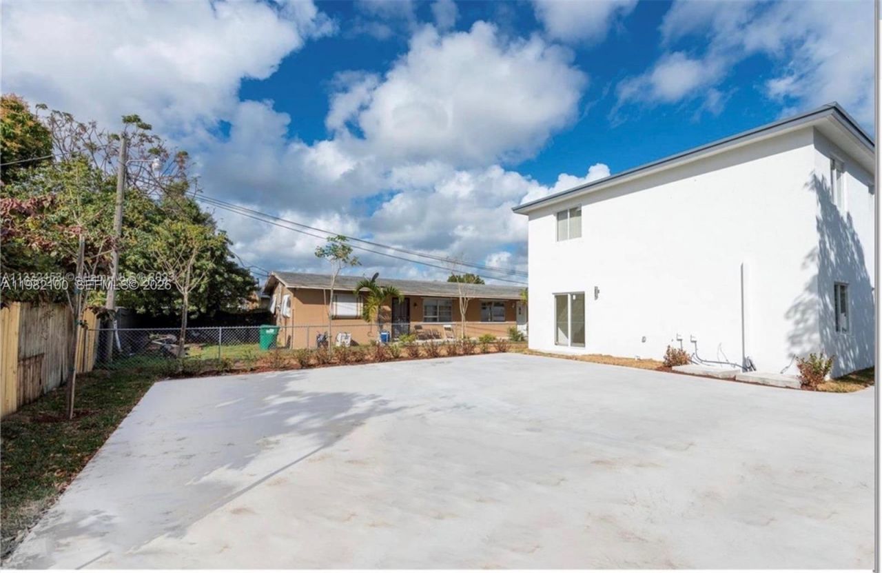 10384 SW 173rd St, Unit 2, Miami, FL 33157 Photo