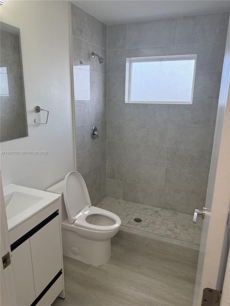 10384 SW 173rd St, Unit 2, Miami, FL 33157 Photo