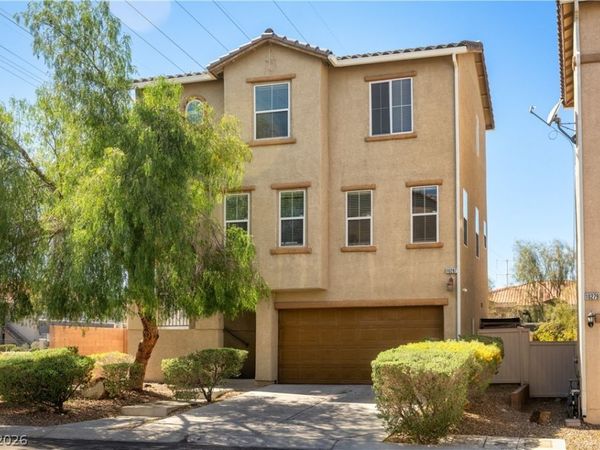 10287 Tiger Paws Place, Las Vegas, NV 89183