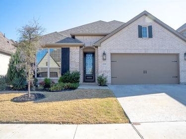 1525 Jocelyn Drive, Fort Worth, TX 76052