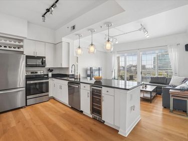 3225 Turtle Creek Boulevard, Unit 832, Dallas, TX 75219