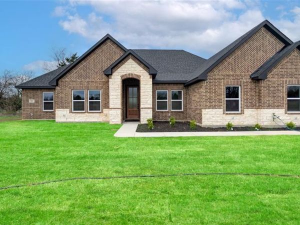 956 County Road 4108, Greenville, TX 75401