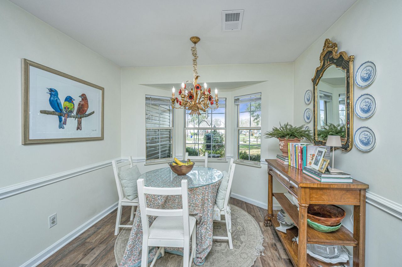 2357 Soling Court Photo 18