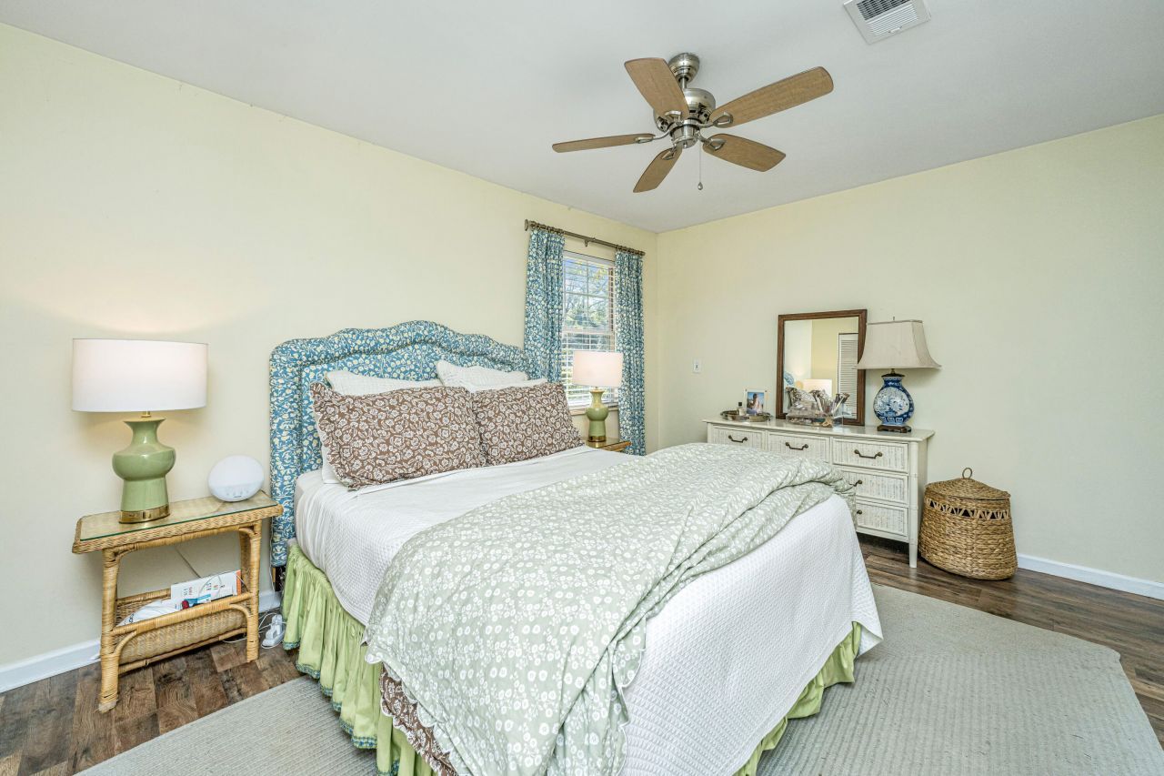 2357 Soling Court Photo 25