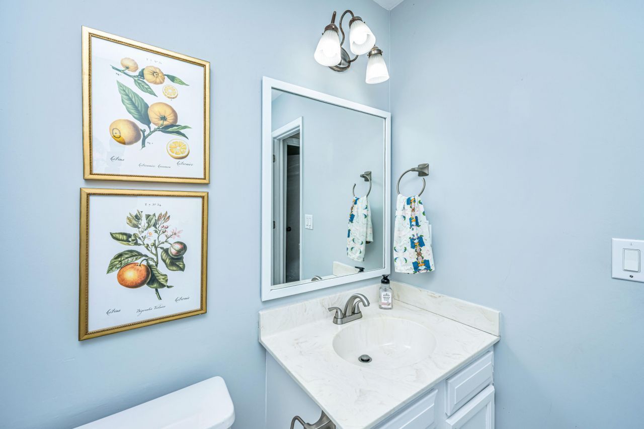 2357 Soling Court Photo 31