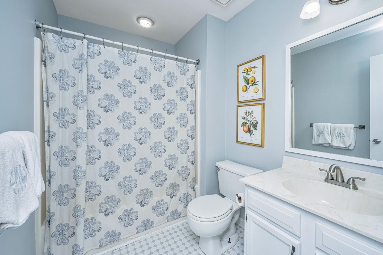 2357 Soling Court Photo 32