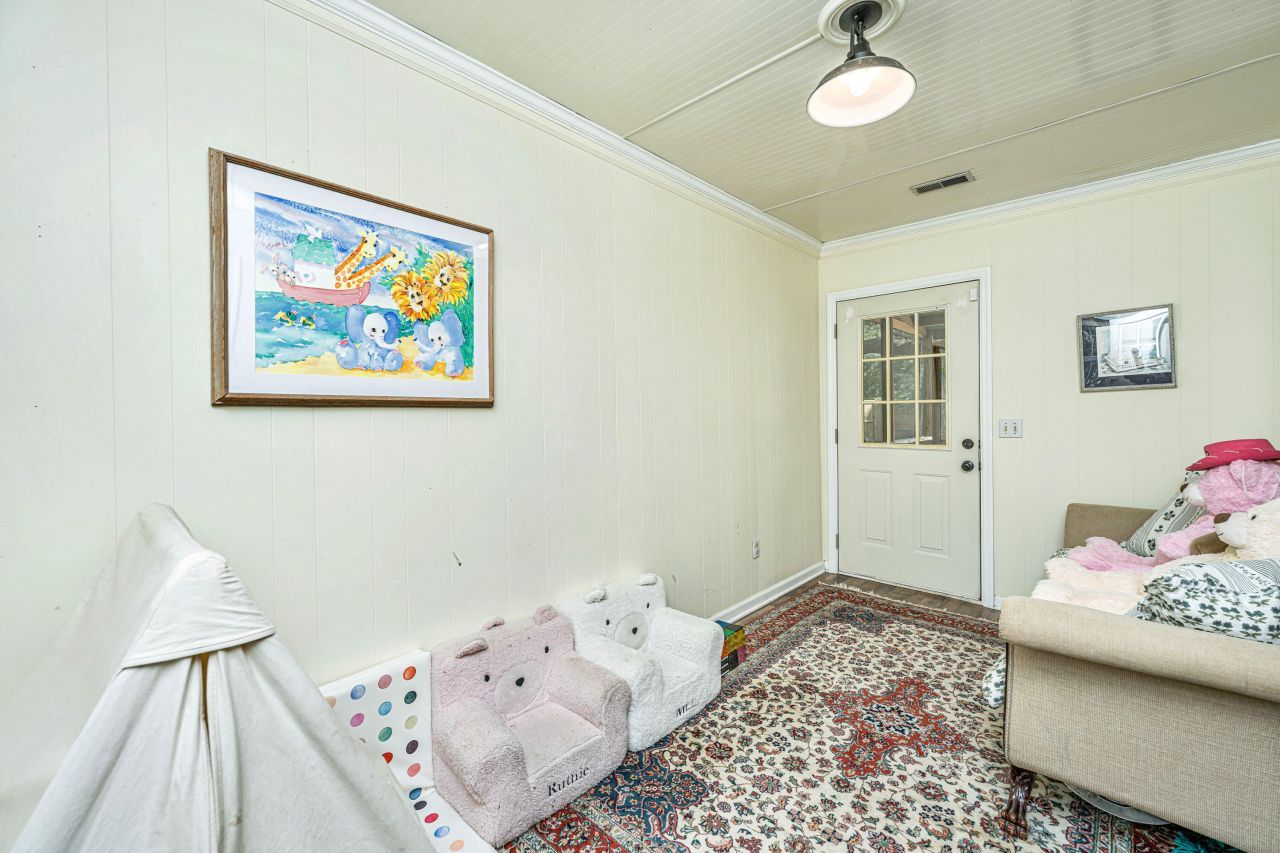 2357 Soling Court Photo 37