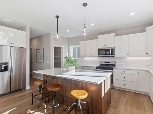 7080 183rd Street W, Lakeville, MN 55044