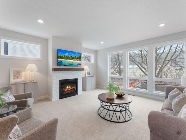 7682 22nd Avenue E, Shakopee, MN 55379