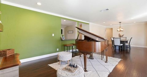 1700 Rolling Hills Rd, Sacramento, CA 95864 Photo