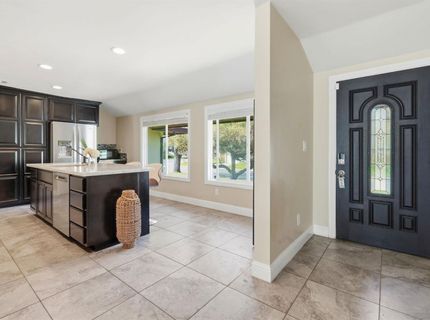 1700 Rolling Hills Rd, Sacramento, CA 95864 Photo