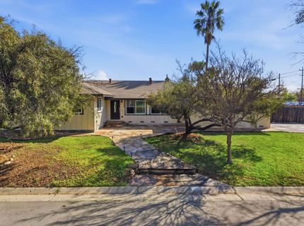 1700 Rolling Hills Rd, Sacramento, CA 95864 Photo