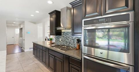 1700 Rolling Hills Rd, Sacramento, CA 95864 Photo