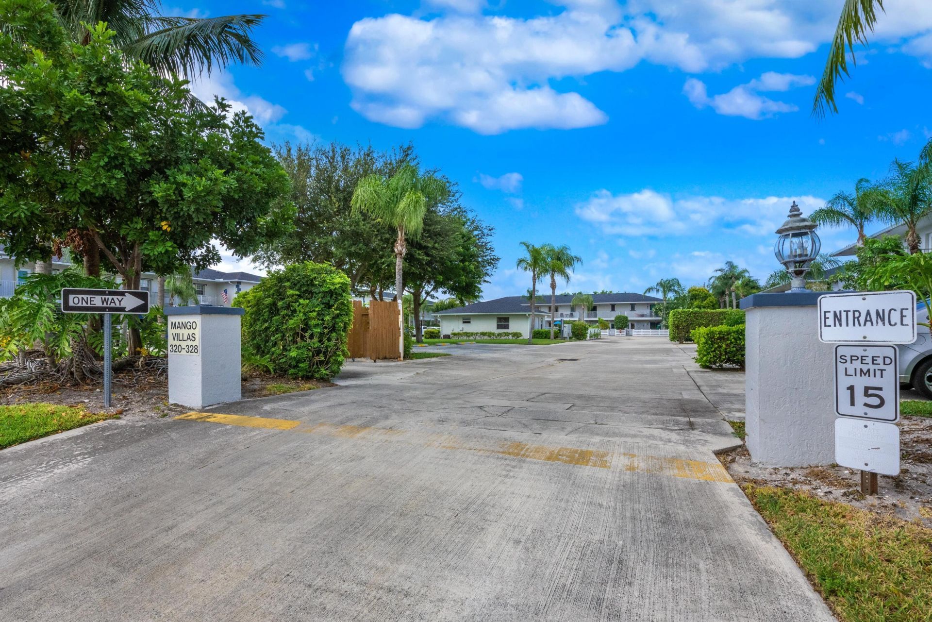 324 W Pine Street, Unit 11, Lantana, FL 33462 Photo