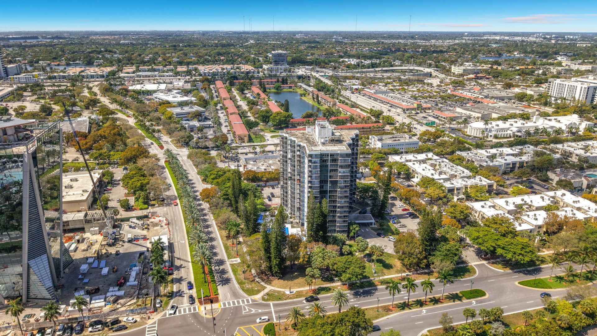 20100 W Country Club Dr, Unit 707, Aventura, FL 33180 Photo