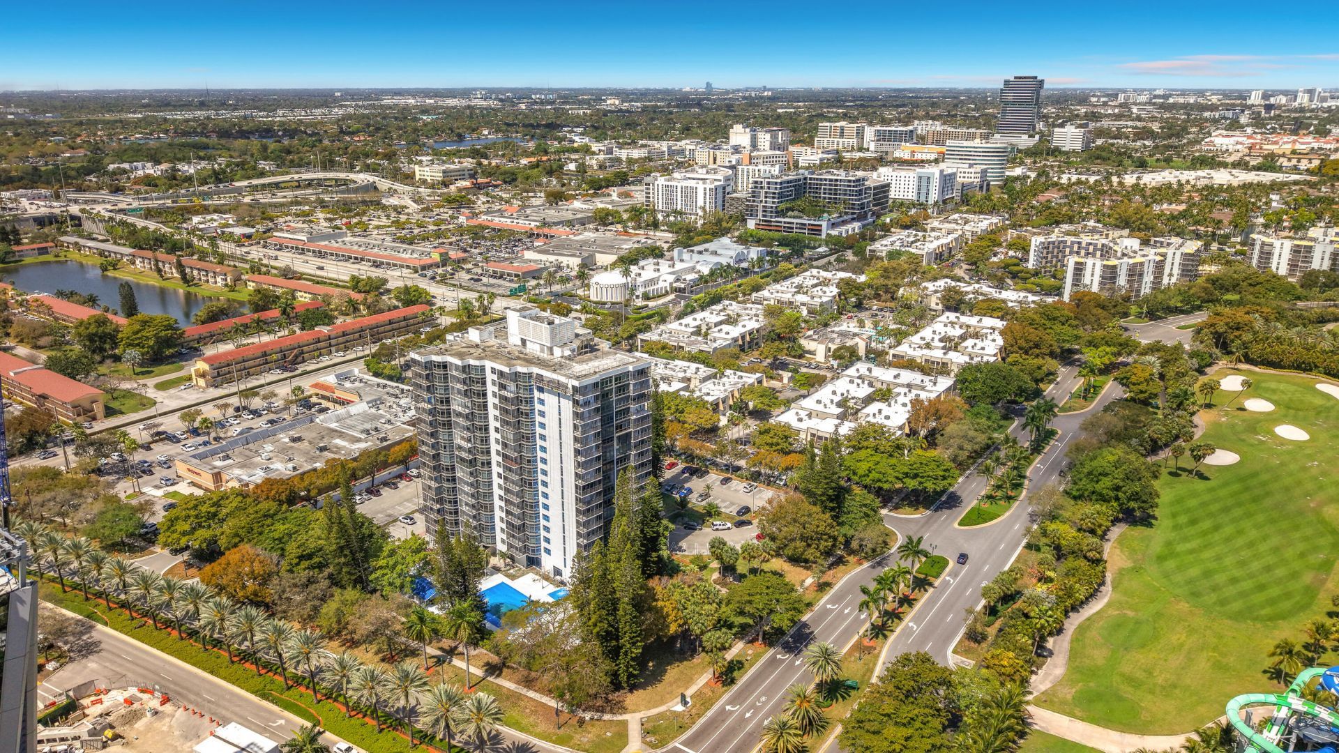 20100 W Country Club Dr, Unit 707, Aventura, FL 33180 Photo