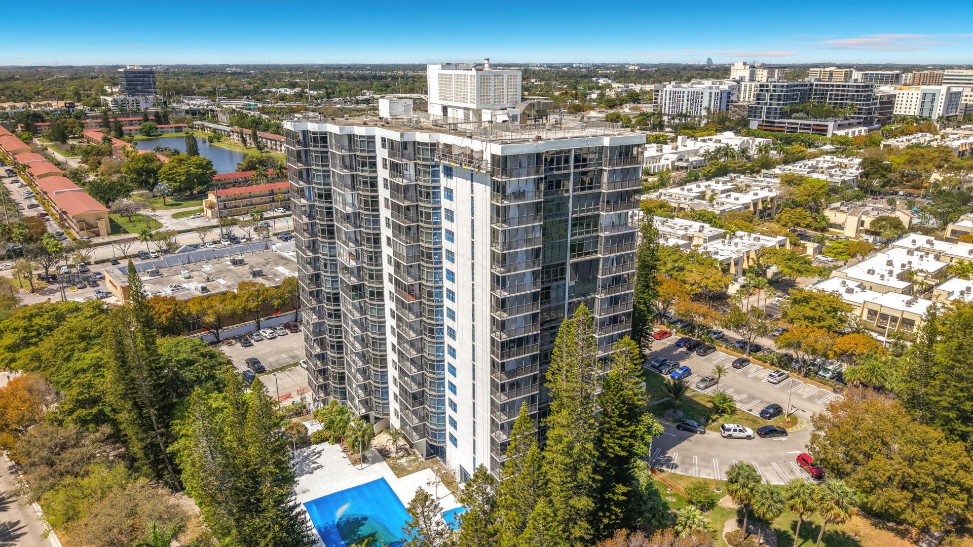 20100 W Country Club Dr, Unit 707, Aventura, FL 33180 Photo